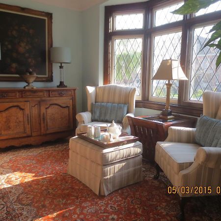 Robinsong Bed & Breakfast Thorold Exterior photo